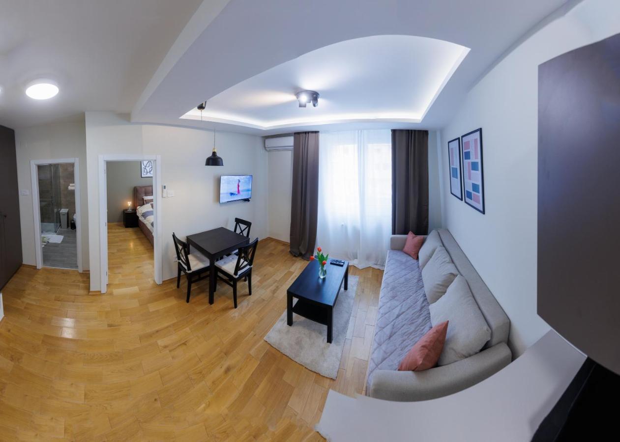 Black & White Apartment Subotica Eksteriør billede