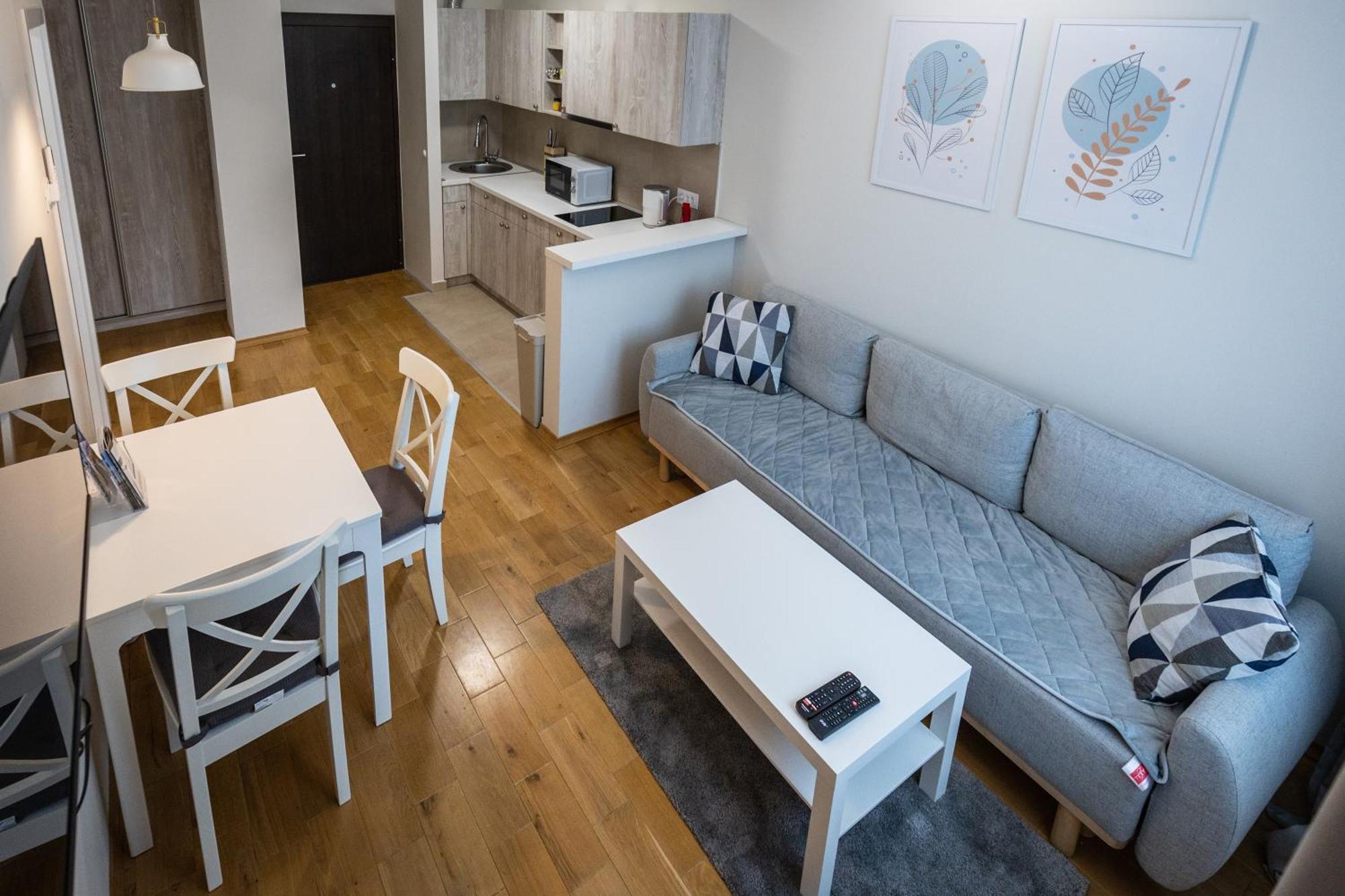 Black & White Apartment Subotica Eksteriør billede